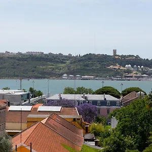 https://belem-charming-apartments.hotels-lisbon-portugal.com